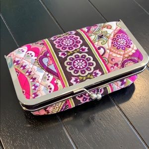 Vera Bradley Kiss & Make Up Very Berry Paisley